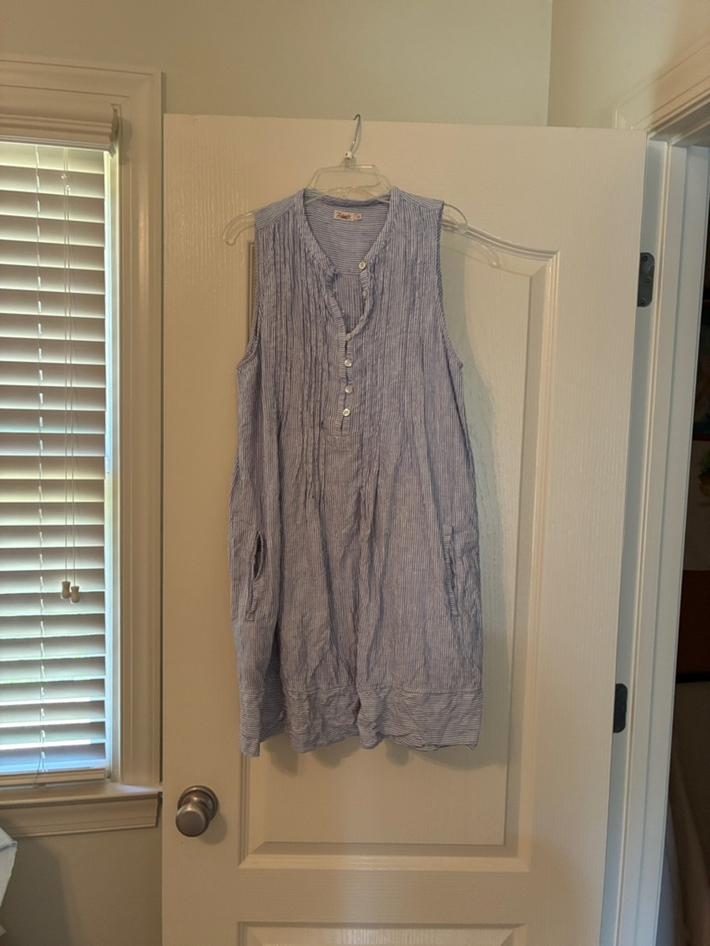 Faherty Light Blue Sleeveless Buttoned Linen Mini Dress